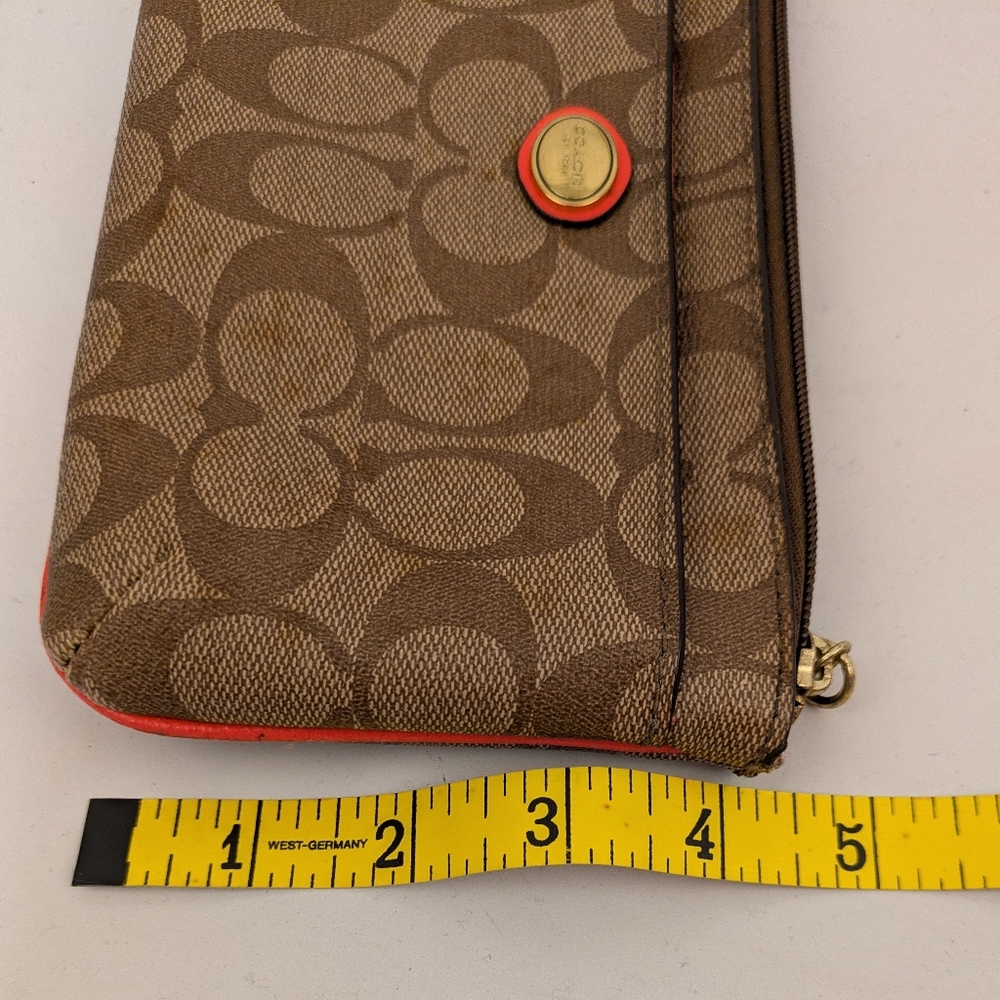 Coach Clutch w/Wrist Strap - Picture 8 of 8